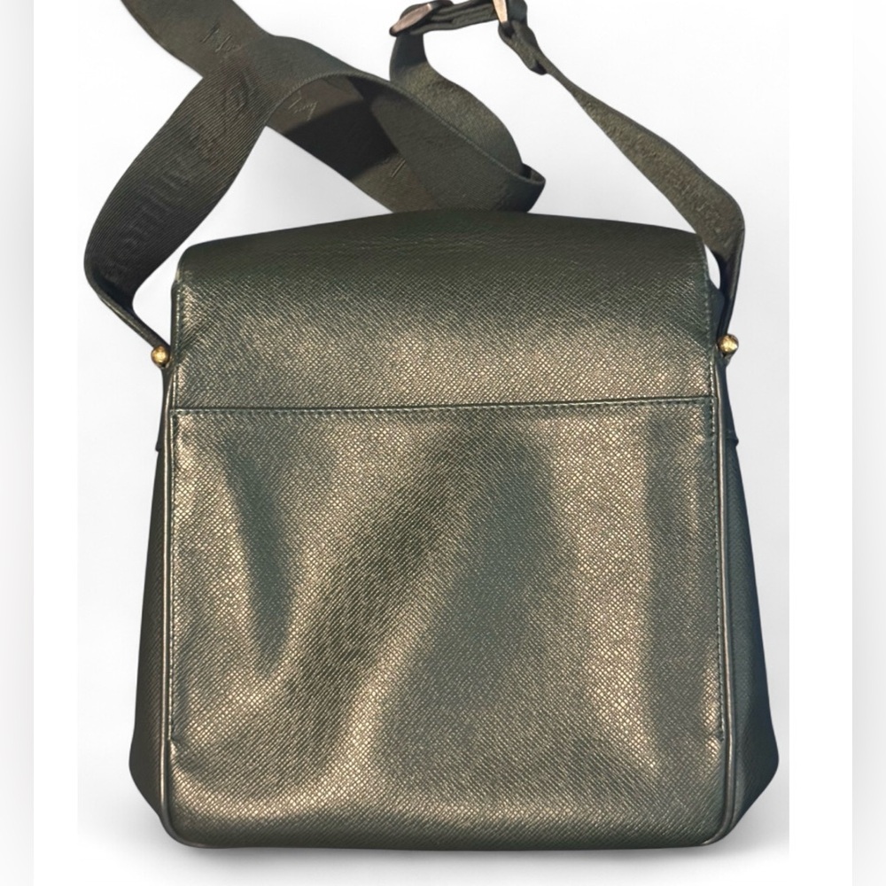 Louis Vuitton Taiga Yaranga in Green Made July 2001 - Picture 2 of 16